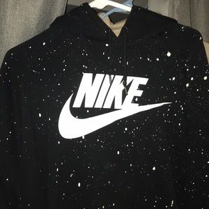 Nike pullover hoodie